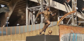 Statua di Maradona