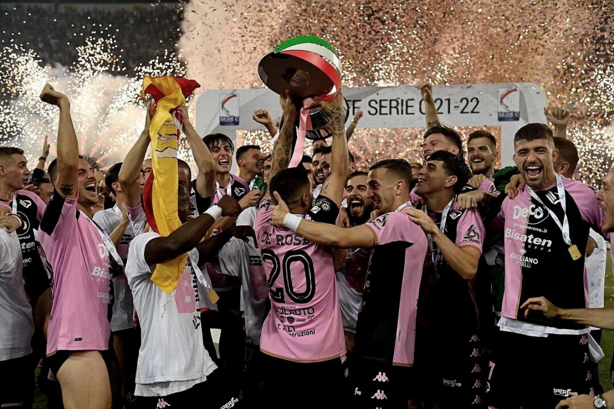 Chi è il presidente del Palermo Calcio: patrimonio - Minuti Di Recupero