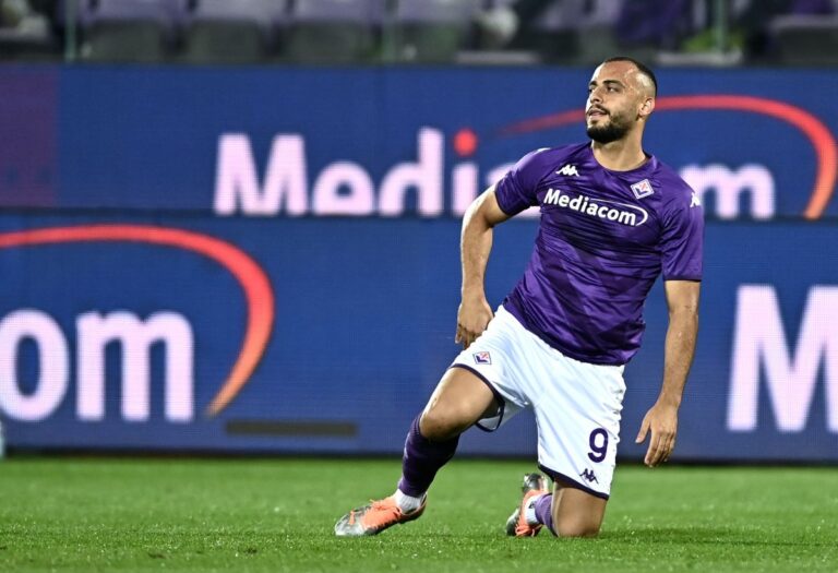 Infortunio Cabral: quando rientra l’attaccante della Fiorentina