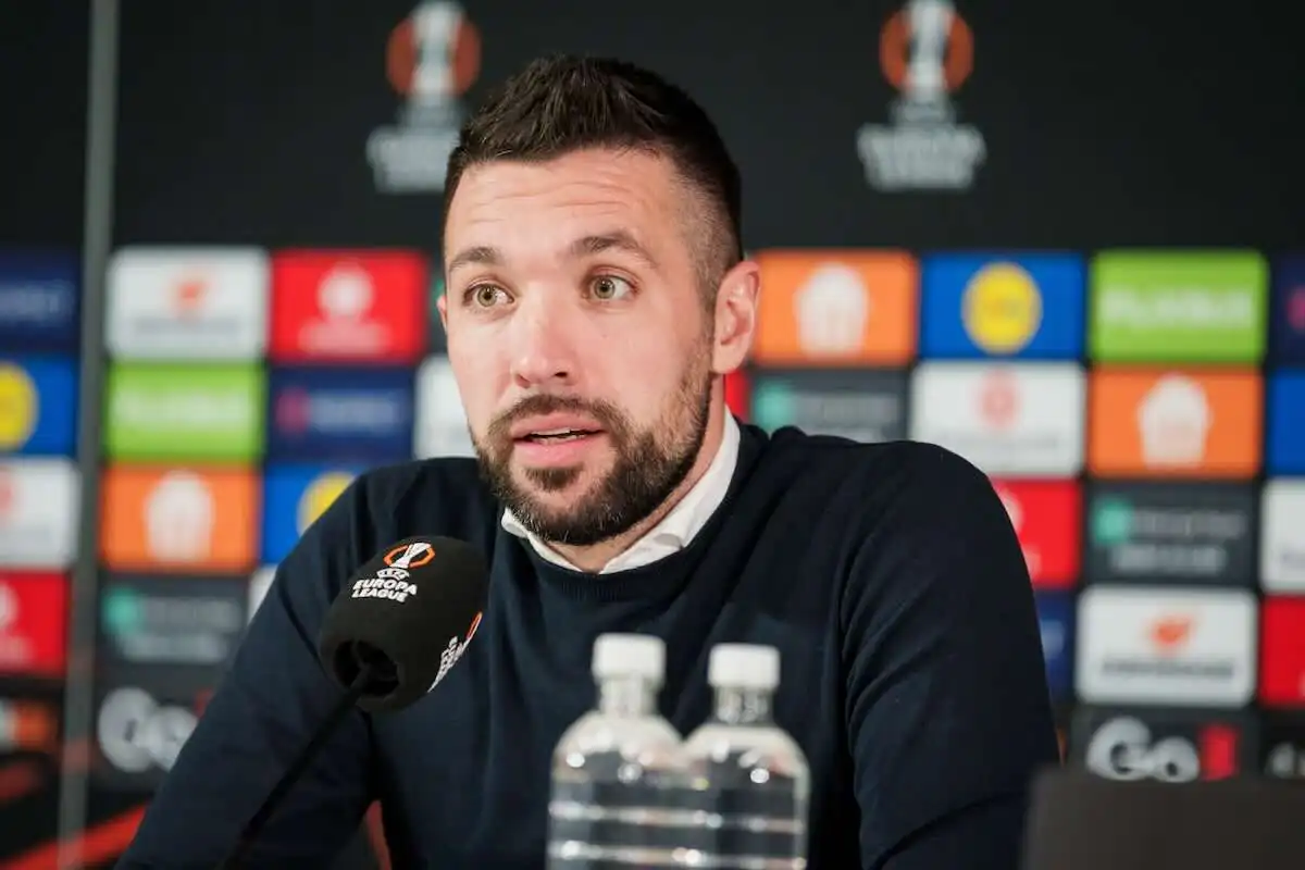 Farioli in conferenza stampa