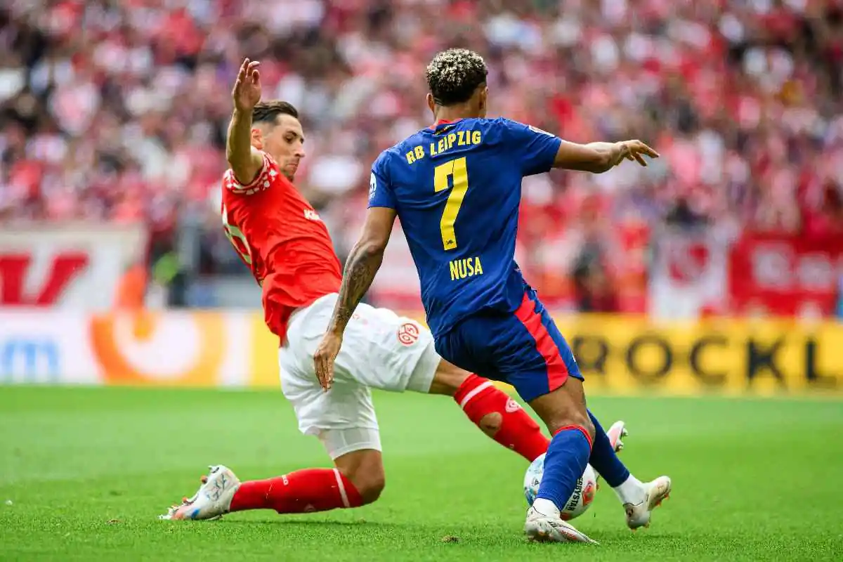 Antonio Nusa in azione